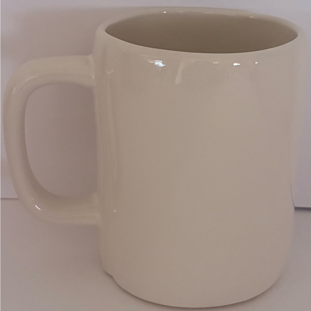 Rae Dunn “Elizabeth” Name Mug - Picture 2 of 11